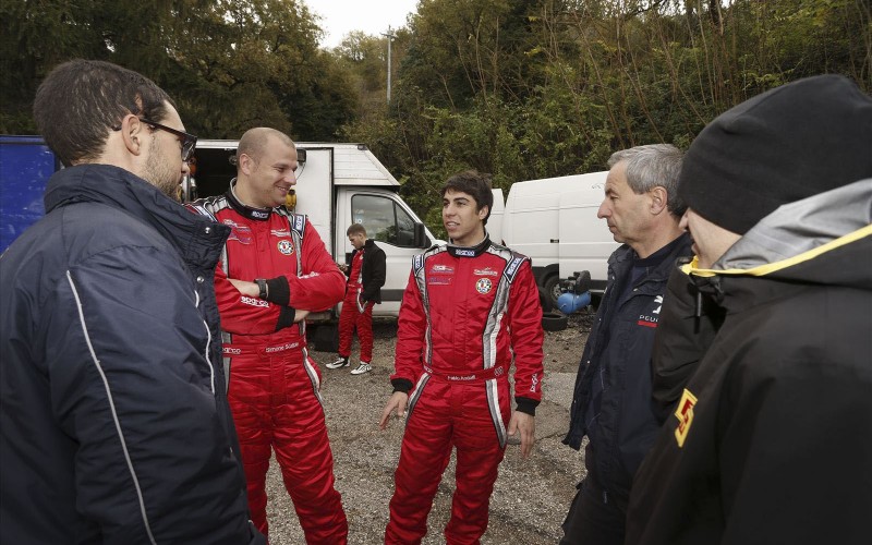 Giuseppe Testa e Fabio Andolfi nel Campionato Mondiale Rally 2015 grazie al progetto ACI Team Italia e alla Pirelli. Parteciperanno a sei gare del Campionato Mondiale con una vettura della categoria R2