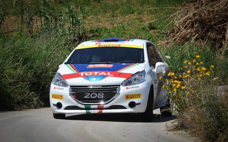 Peugeot: dominio e doppietta alla Targa Florio