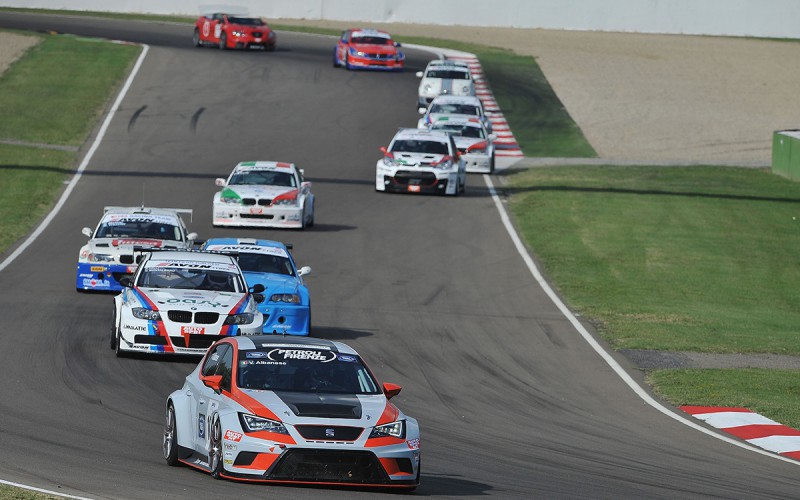 L’Aci Racing Weekend torna a Vallelunga per l’ottavo round 2015