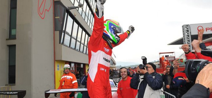 Stefano Gattuso (Ferrari) è il Campione Italiano Gran Turismo GT3, Luca e Nicola Pastorelli (Porsche) si aggiudicano il titolo GT Cup