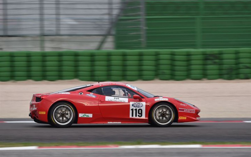 Duell Race schiera due Ferrari 458 Italia nella classe GT Cup