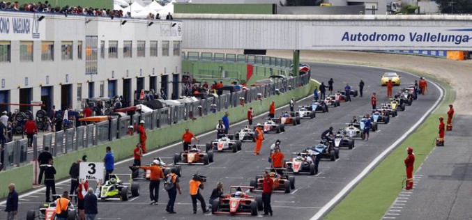 Sono 40 le monoposto e 22 i team finora iscritti all’Italian F.4 Championship 2016