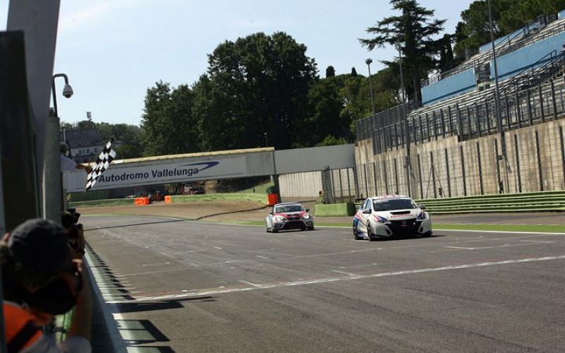 Roberto Colciago cala il bis e chiude il quinto round del Campionato Italiano Turismo