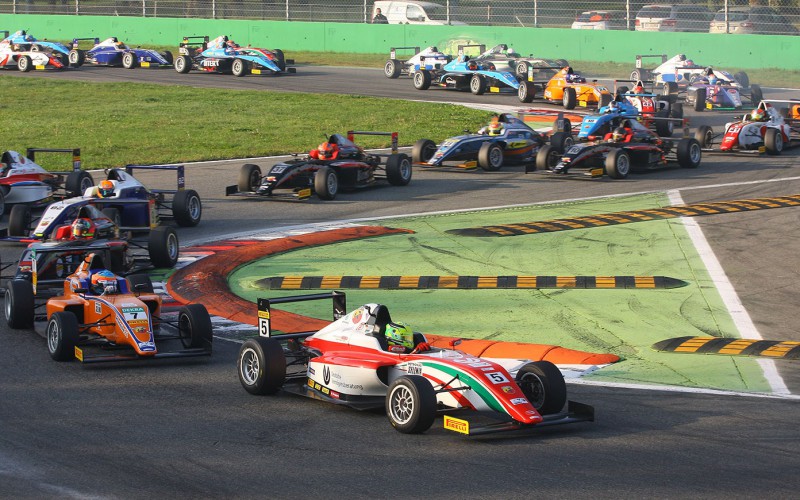 Monza saluta il 2016 degli Aci Racing Weekend