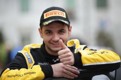 Luca Panzani pronto a tenere alti i colori Renault in occasione del Rallye Monte Carlo