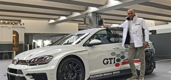 È Massimiliano Gagliano il pilota della Volkswagen Golf GTI al via del TCR Italy Touring Car Championship