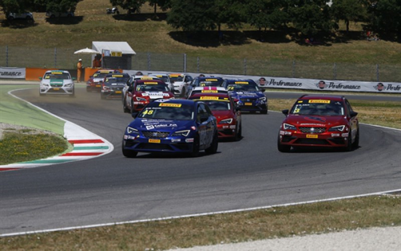 Tutto pronto ad Imola per il quinto e penultimo appuntamento stagionale del Campionato Italiano Turismo TCS